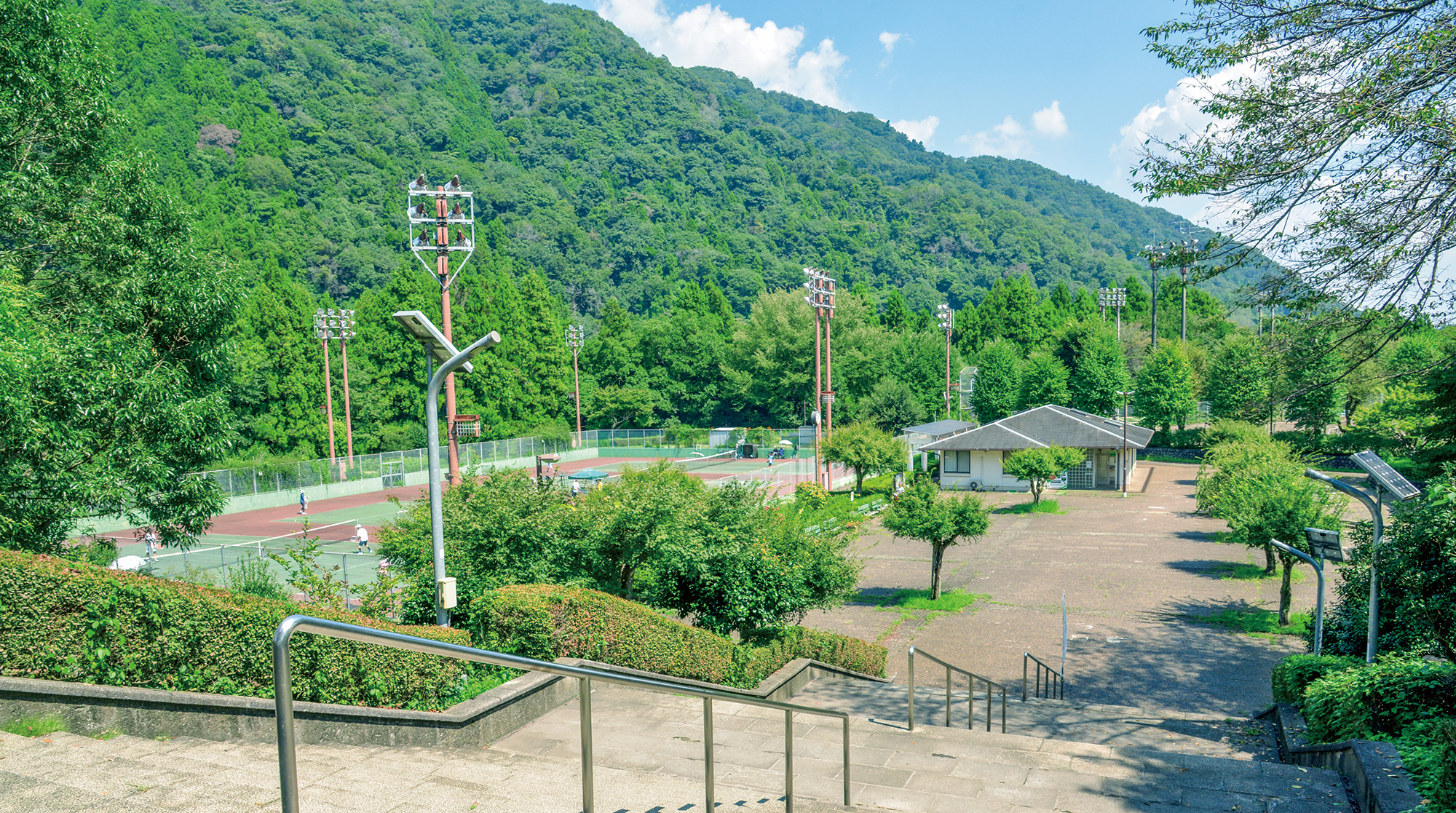 中央広場・管理棟
