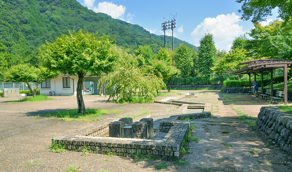 中央広場・管理棟
